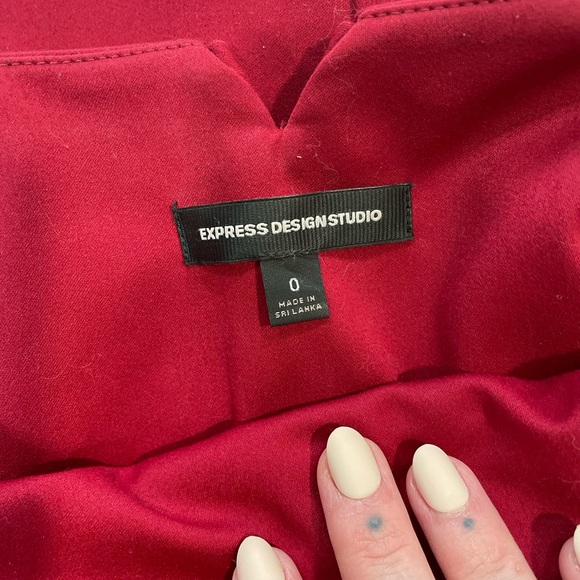 Express Red Pencil Skirt - Picture 3 of 3